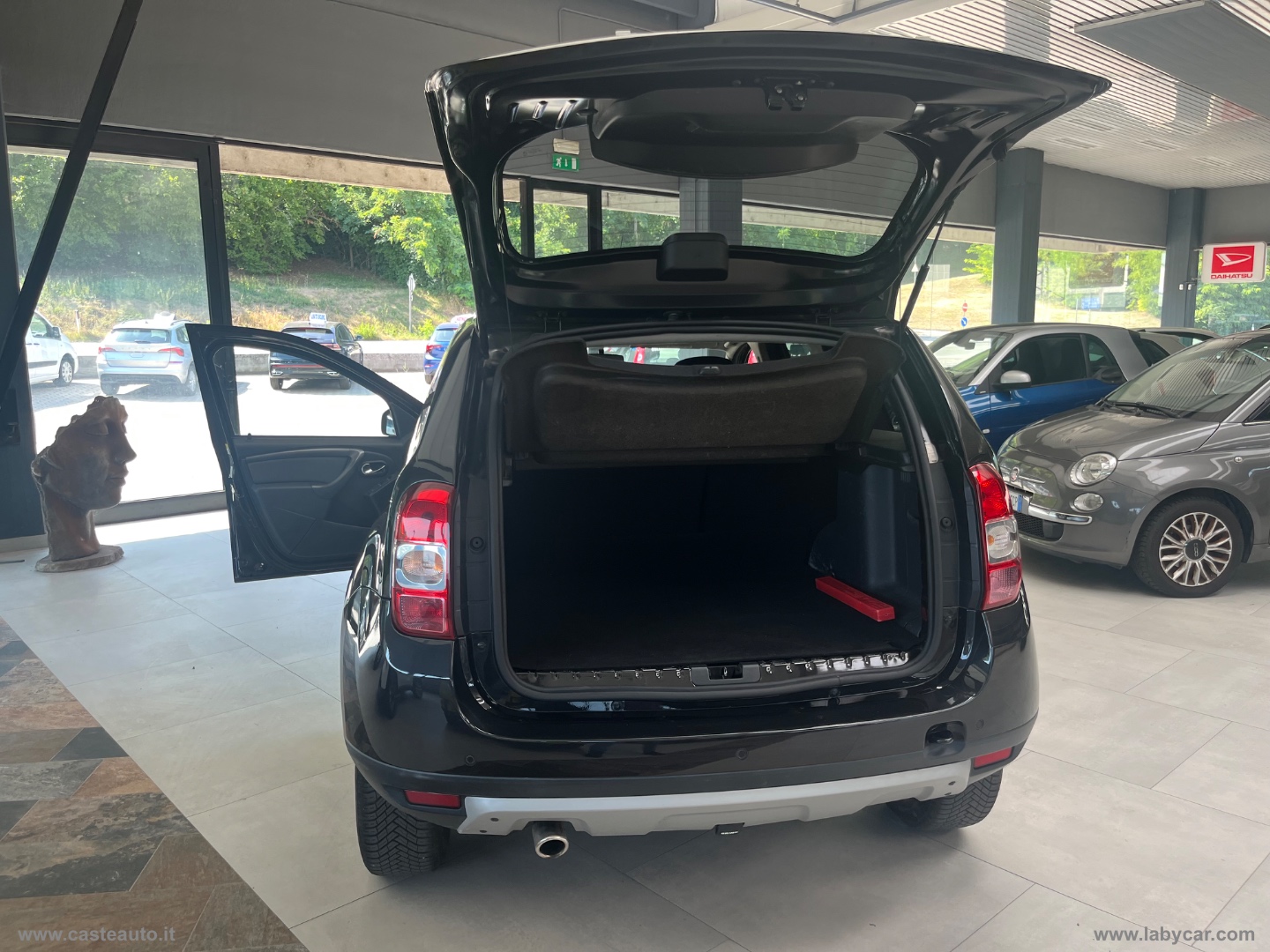 Duster 1.5 dCi 110 CV S&S 4x4 Lauréate CON GANCIO TRAINO - immagine 18