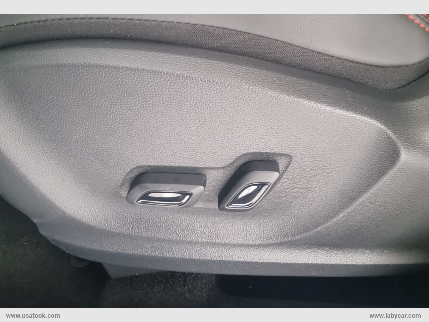 ZS 1.5 VTi-tech Luxury MG ZS 1.5 LUXURY KM0 - immagine 18