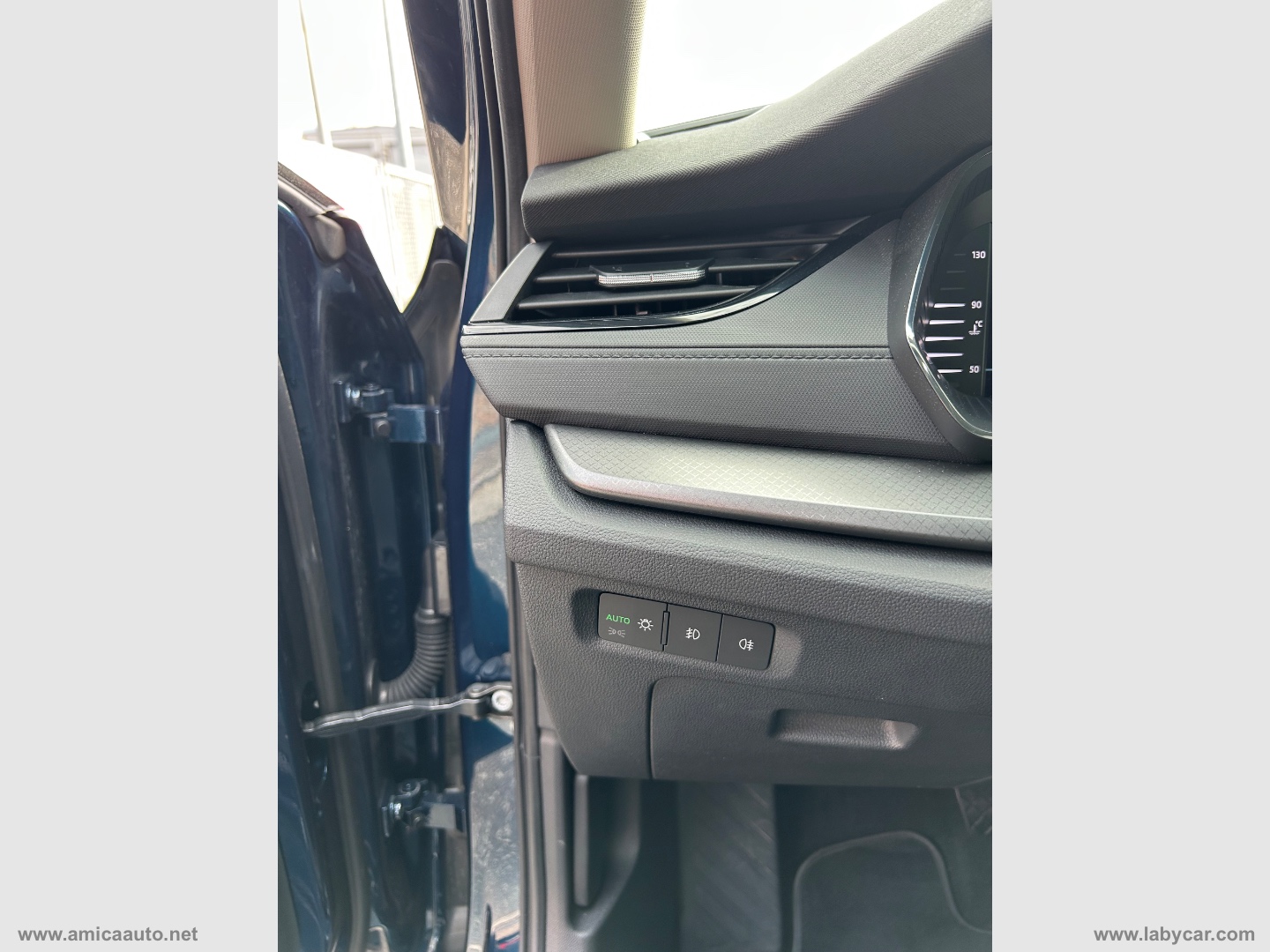 Octavia 2.0 TDI EVO SCR DSG Wagon Exec. - immagine 18