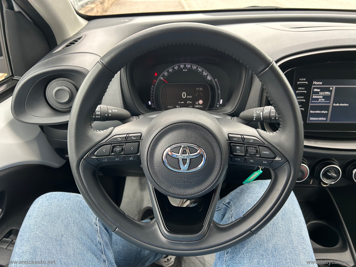 Aygo X 1.0 VVT-i 72 CV 5p. Active - immagine 18