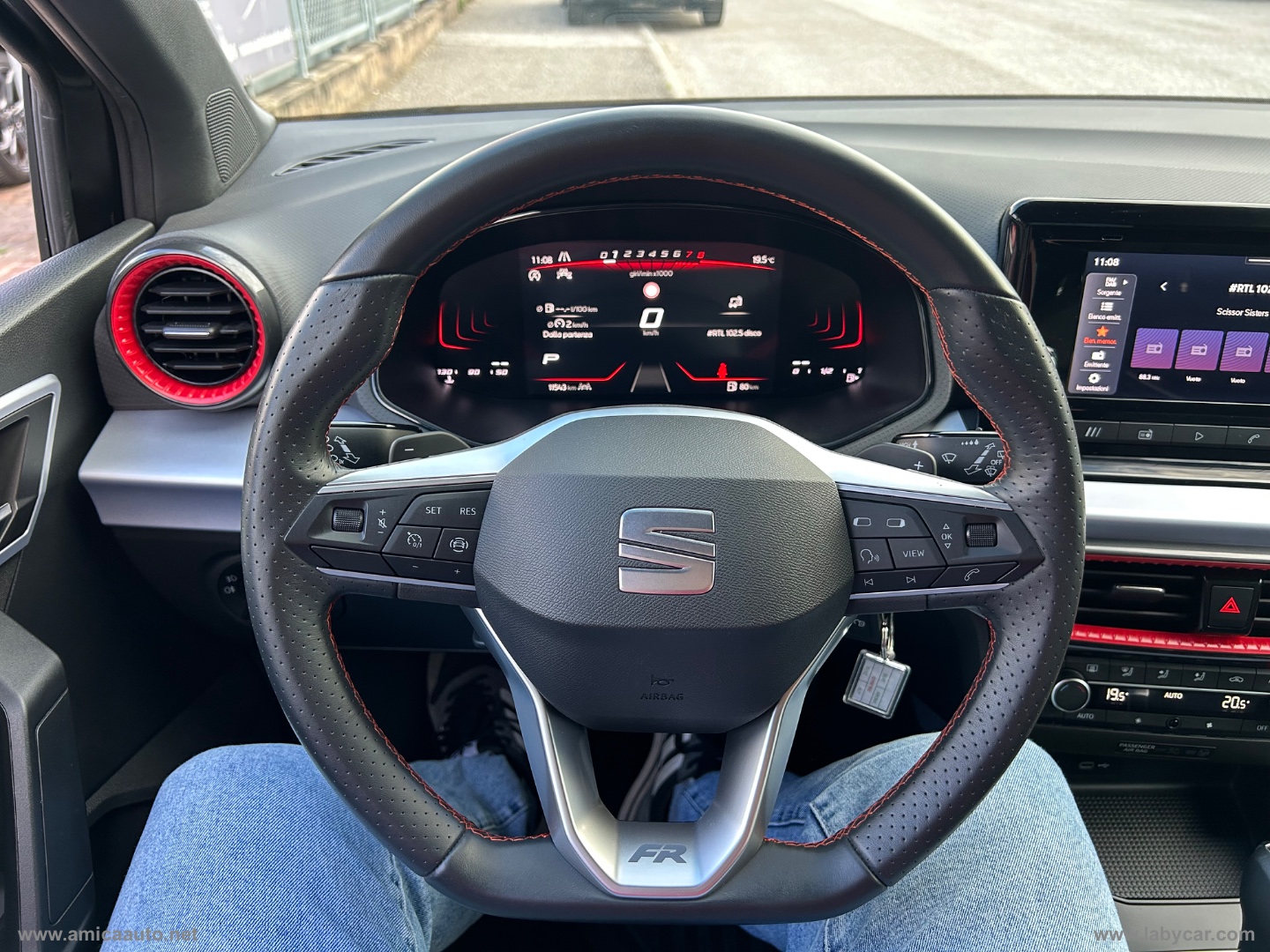 Arona 1.0 EcoTSI 115CV DSG FR - immagine 18