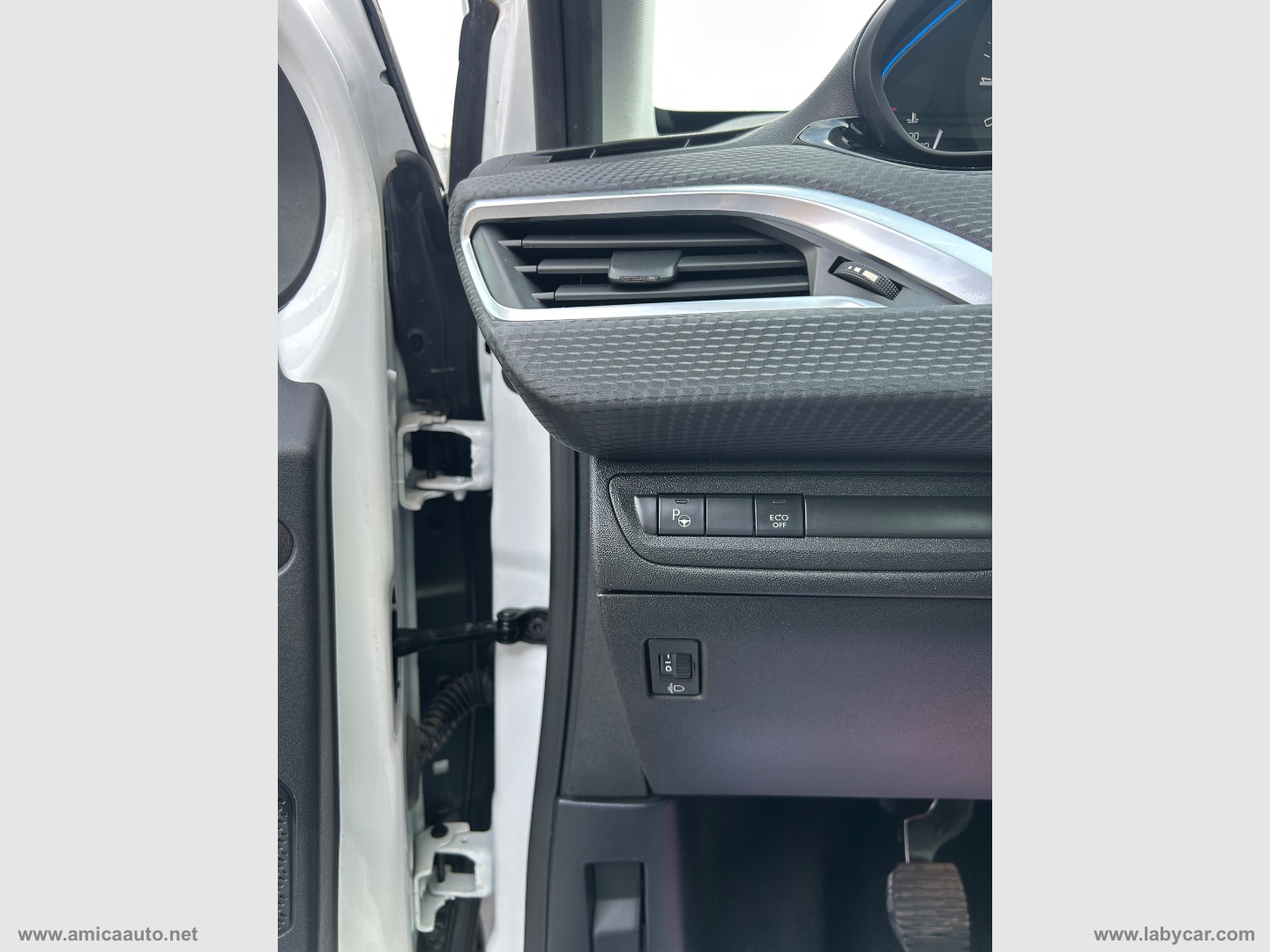 2008 PureTech Turbo 110 S&S Allure - immagine 18