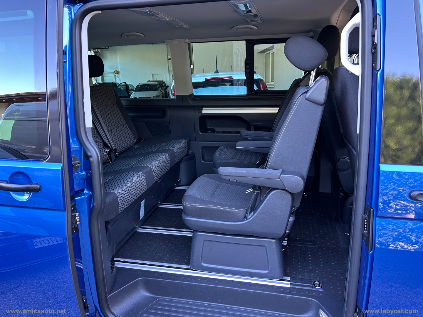 Multivan 2.0TDI 150CV 4M. Space - immagine 18