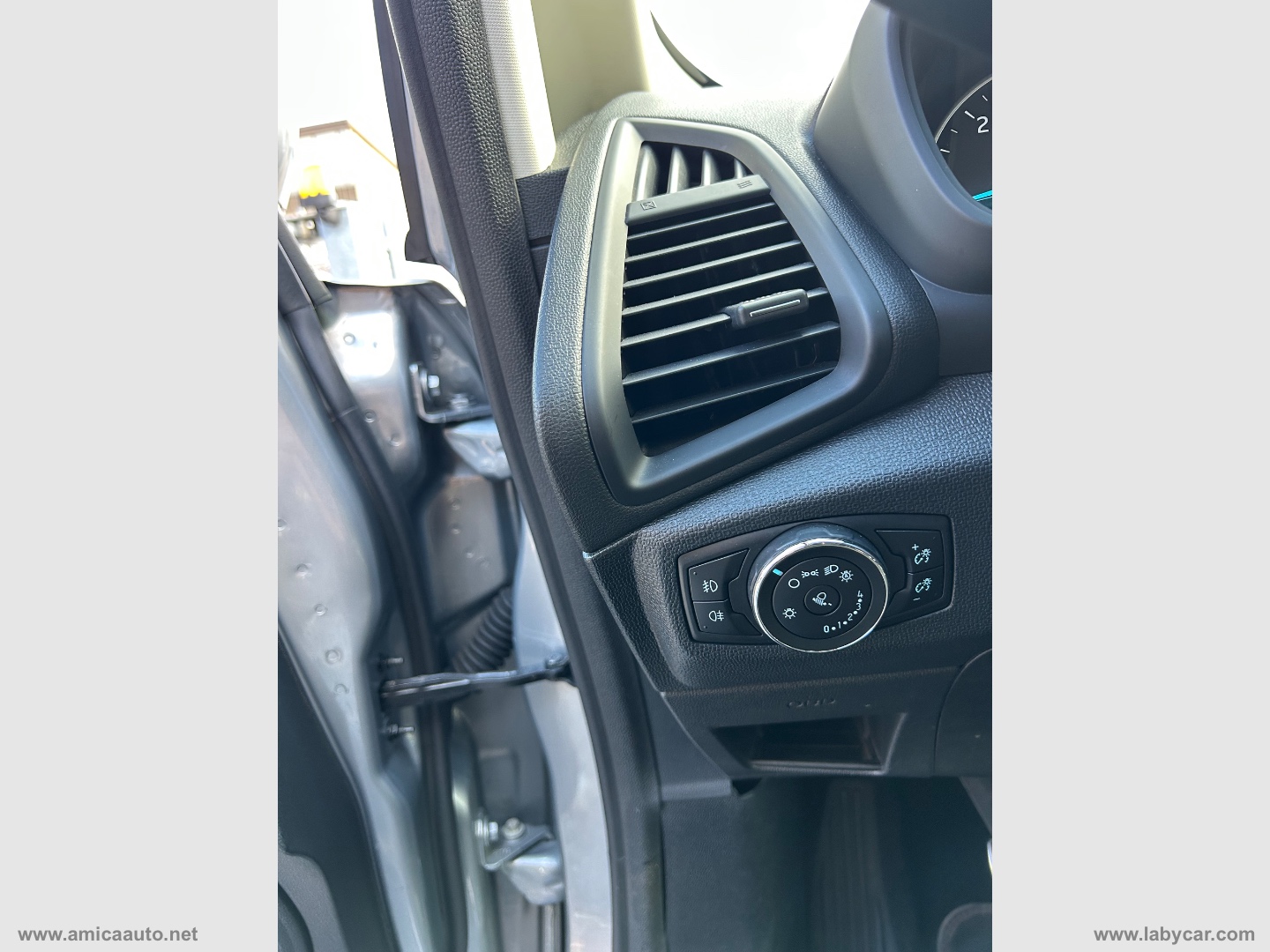EcoSport 1.5 Ecoblue 120 CV S&S ST-Line - immagine 18