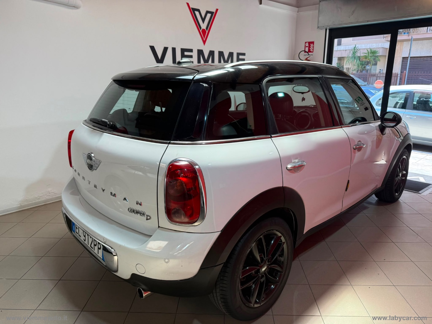 Mini Cooper D Countryman ALL4 - immagine 18