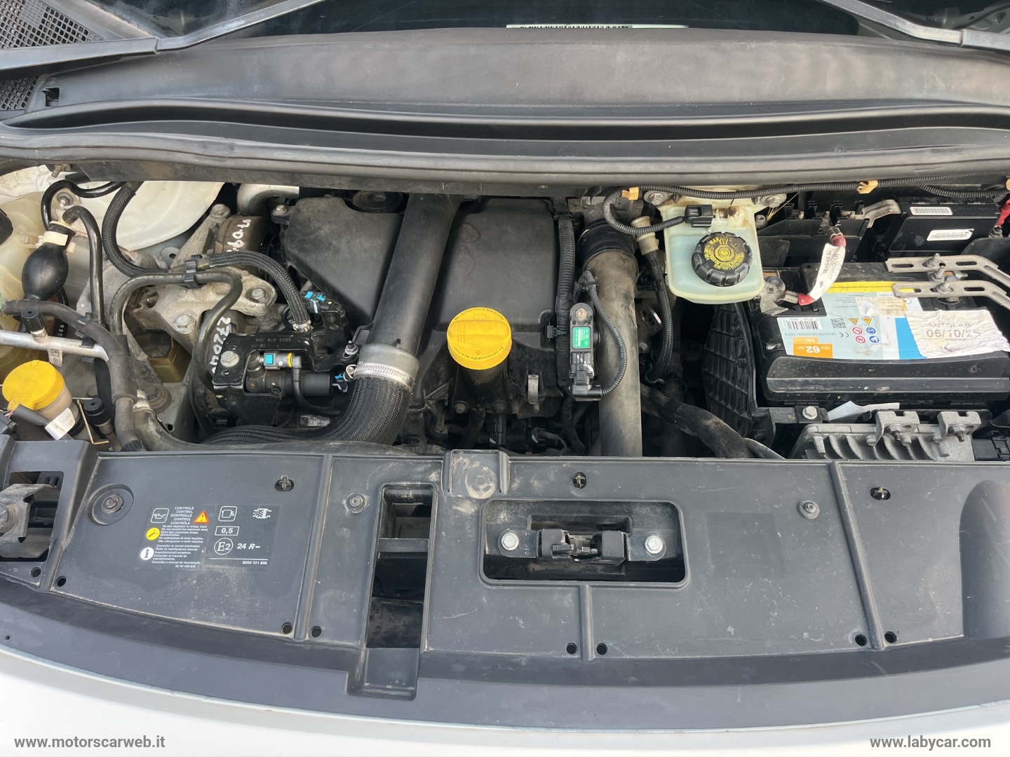 Scénic 1.5 dCi 110 CV EDC Limited - immagine 18