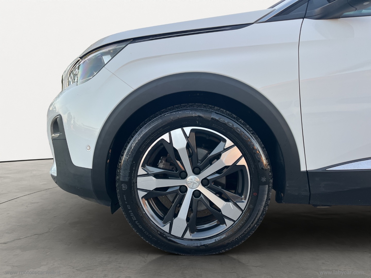 3008 PureTech Turbo 130 S&S EAT8 Allure - immagine 18