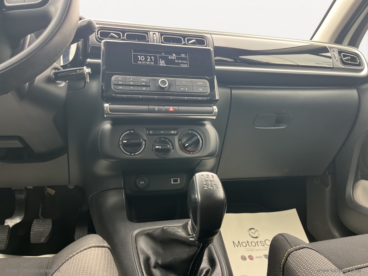 C3 BlueHDi 100 S&S Feel - immagine 18