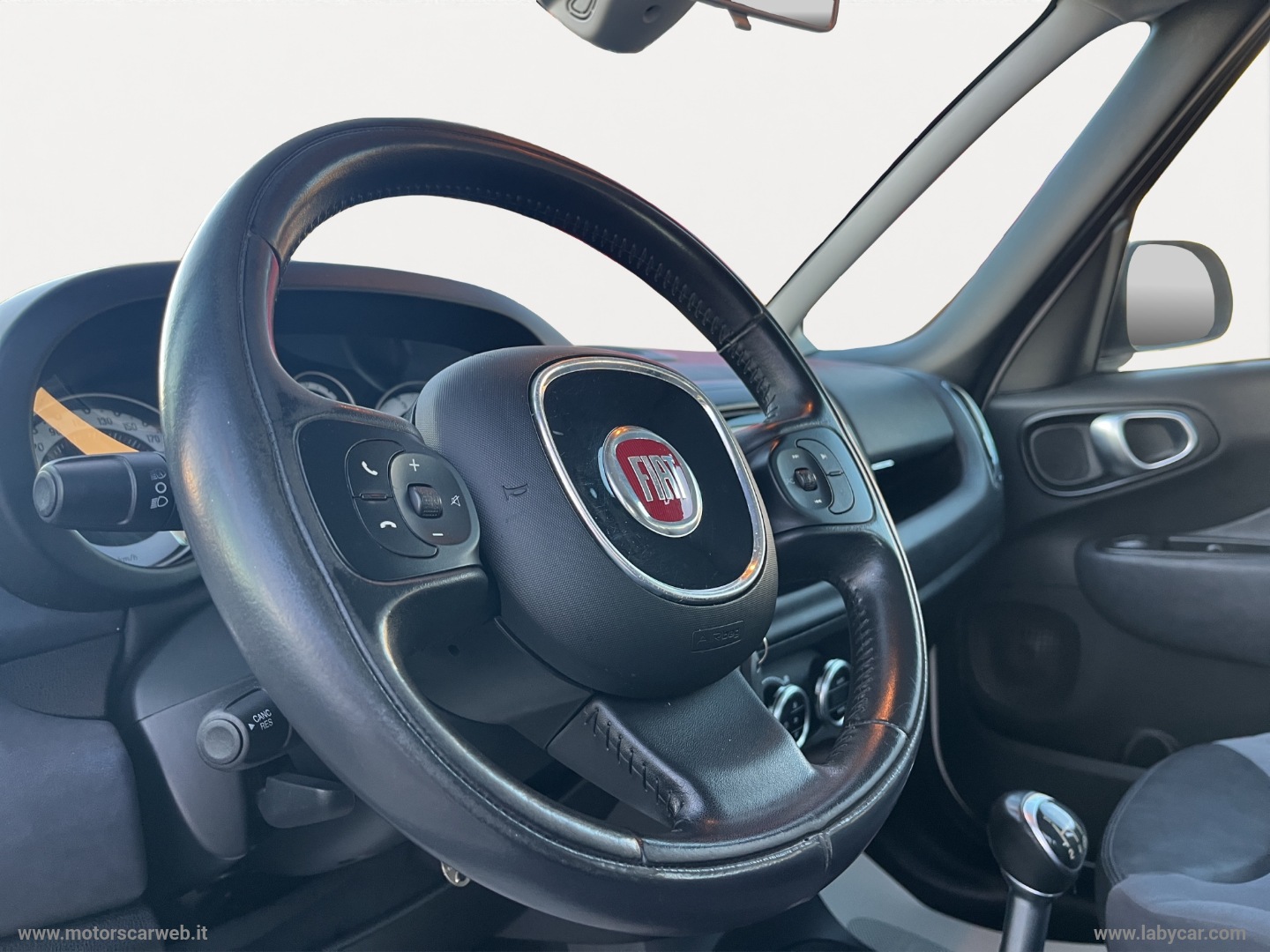 500L 1.3 MJT 85 CV Lounge TETTO APRIBILE - immagine 18