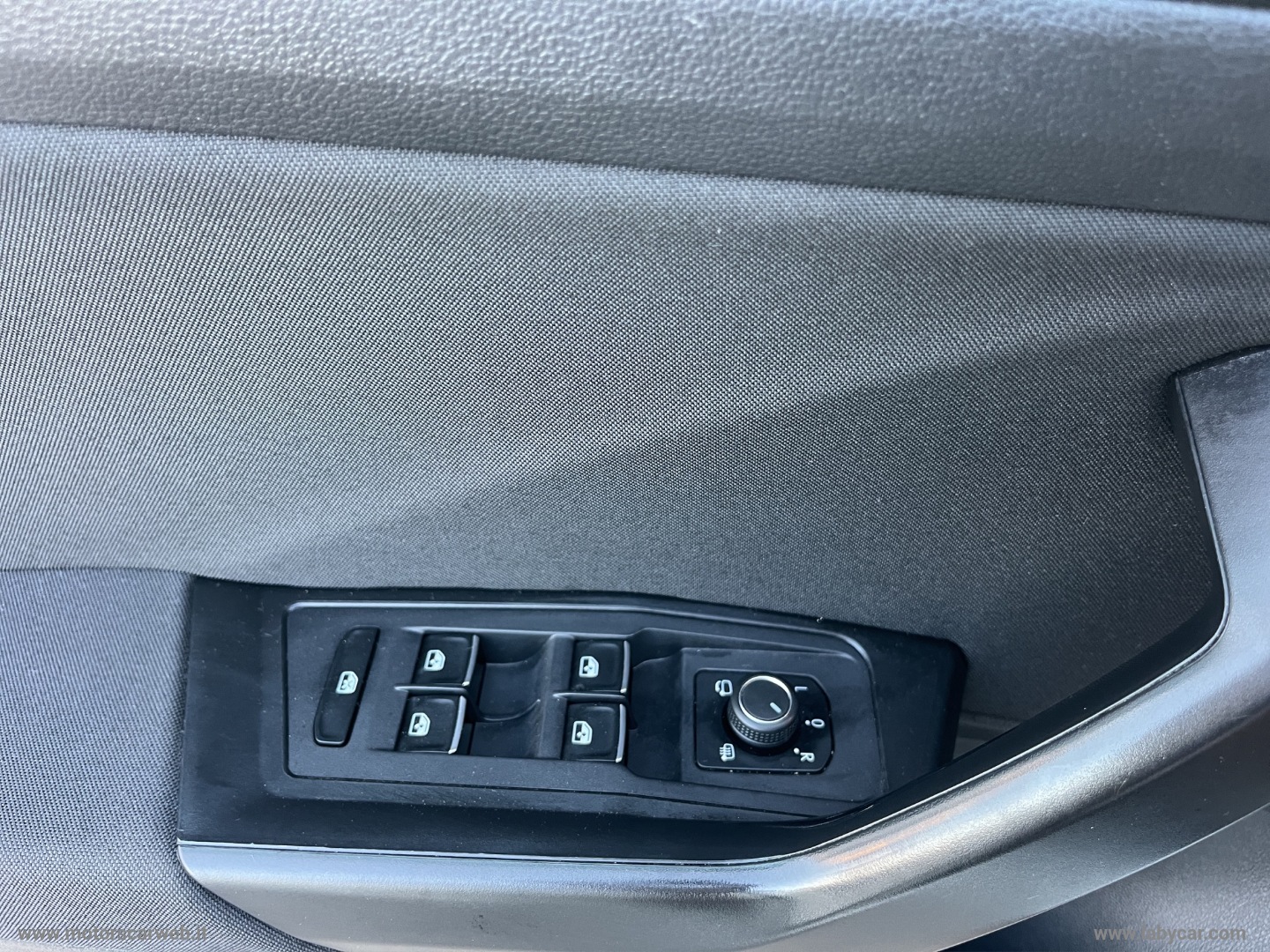 T-Roc 2.0 TDI Style BlueMotion Tech. - immagine 18