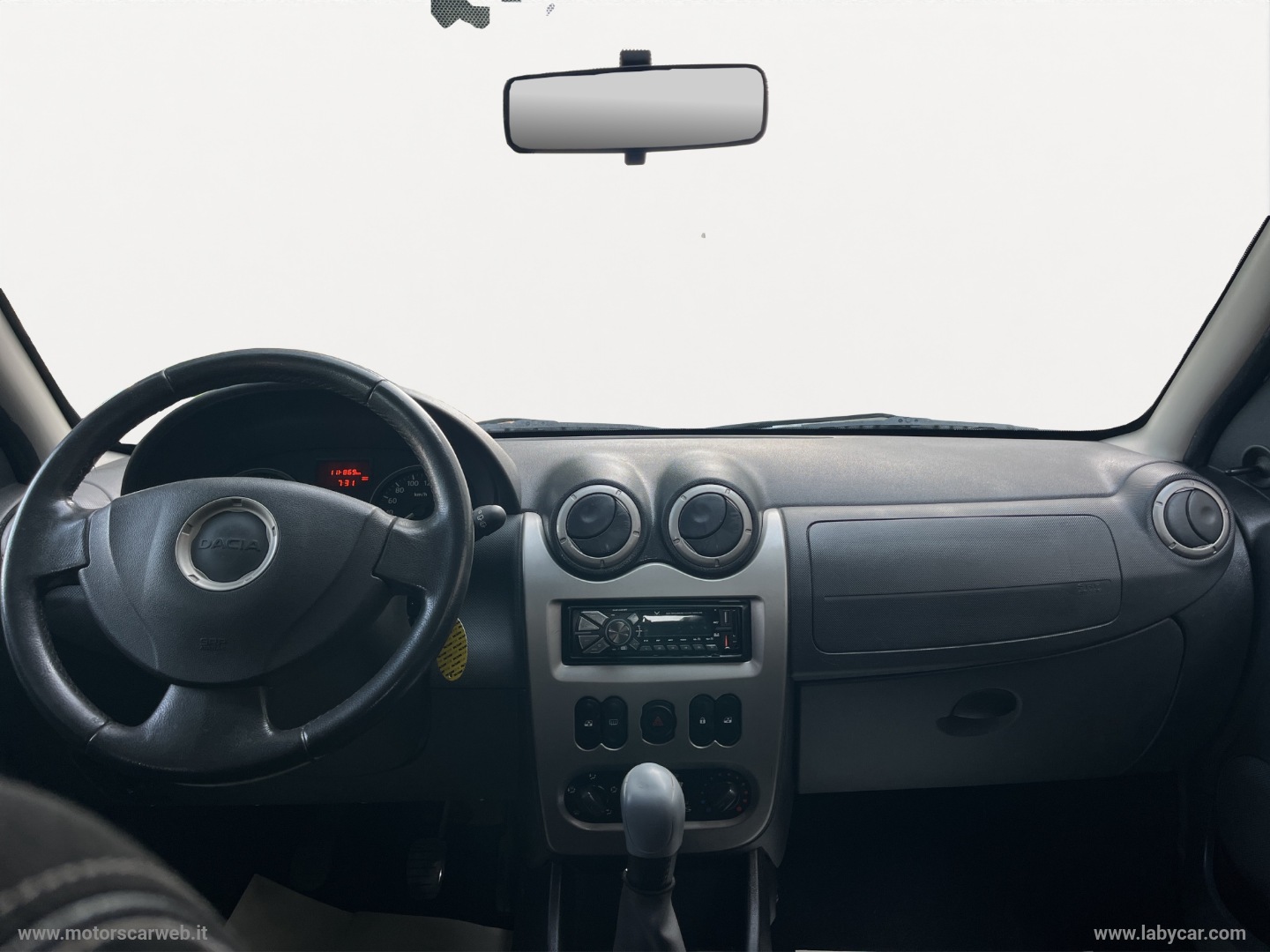 Sandero Stepway 1.6 8V 90 CV - immagine 18
