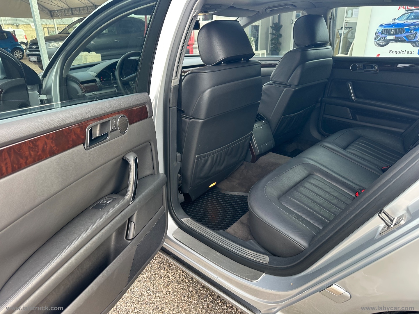 Phaeton 3.0 V6 TDI DPF 4mot. tip. AMMIRAGLIA - immagine 18