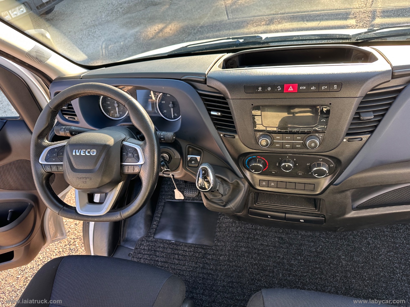 Daily 33S14S 2.3FURGONE MAXI VOLUME HI-MATIC - immagine 18