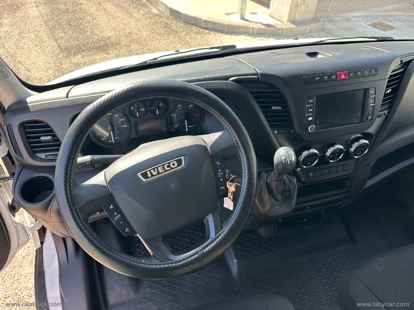 Daily 35S15V 2.3 HPT Furg. EXTRALUNGO E ALTO MOTORE 51000KM - immagine 18