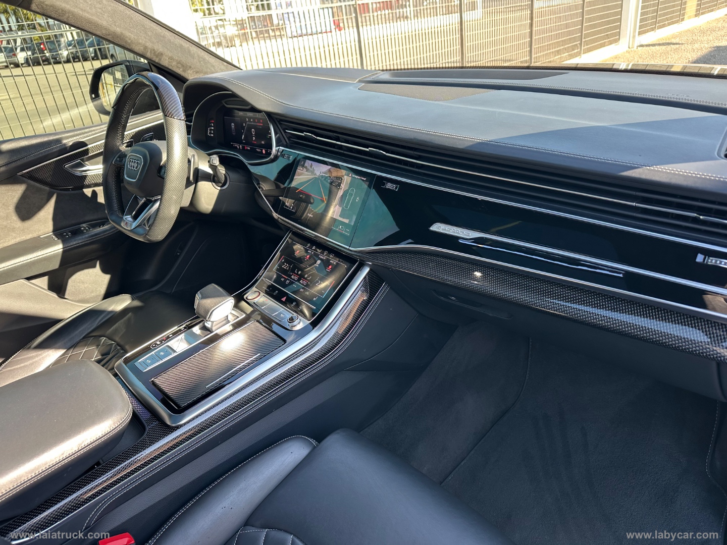 SQ8 TDI quattro tiptronic TOTAL BLACK CARBONI - immagine 18