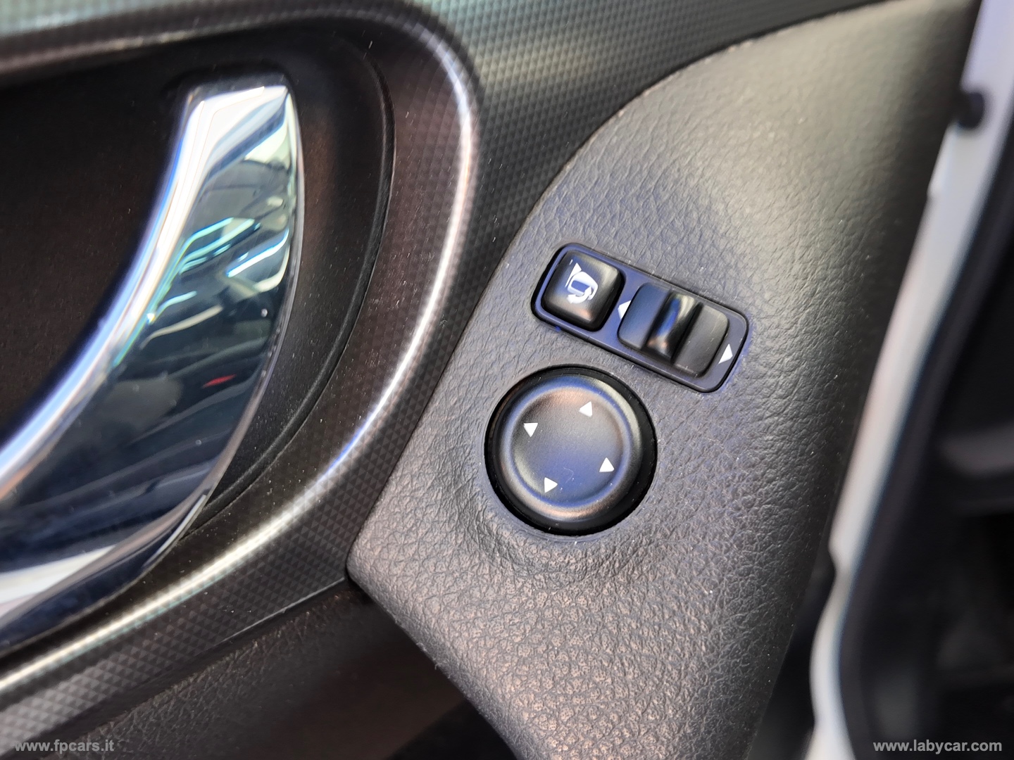 Qashqai 1.6 dCi 2WD XTronic N-CONNECTA - immagine 18
