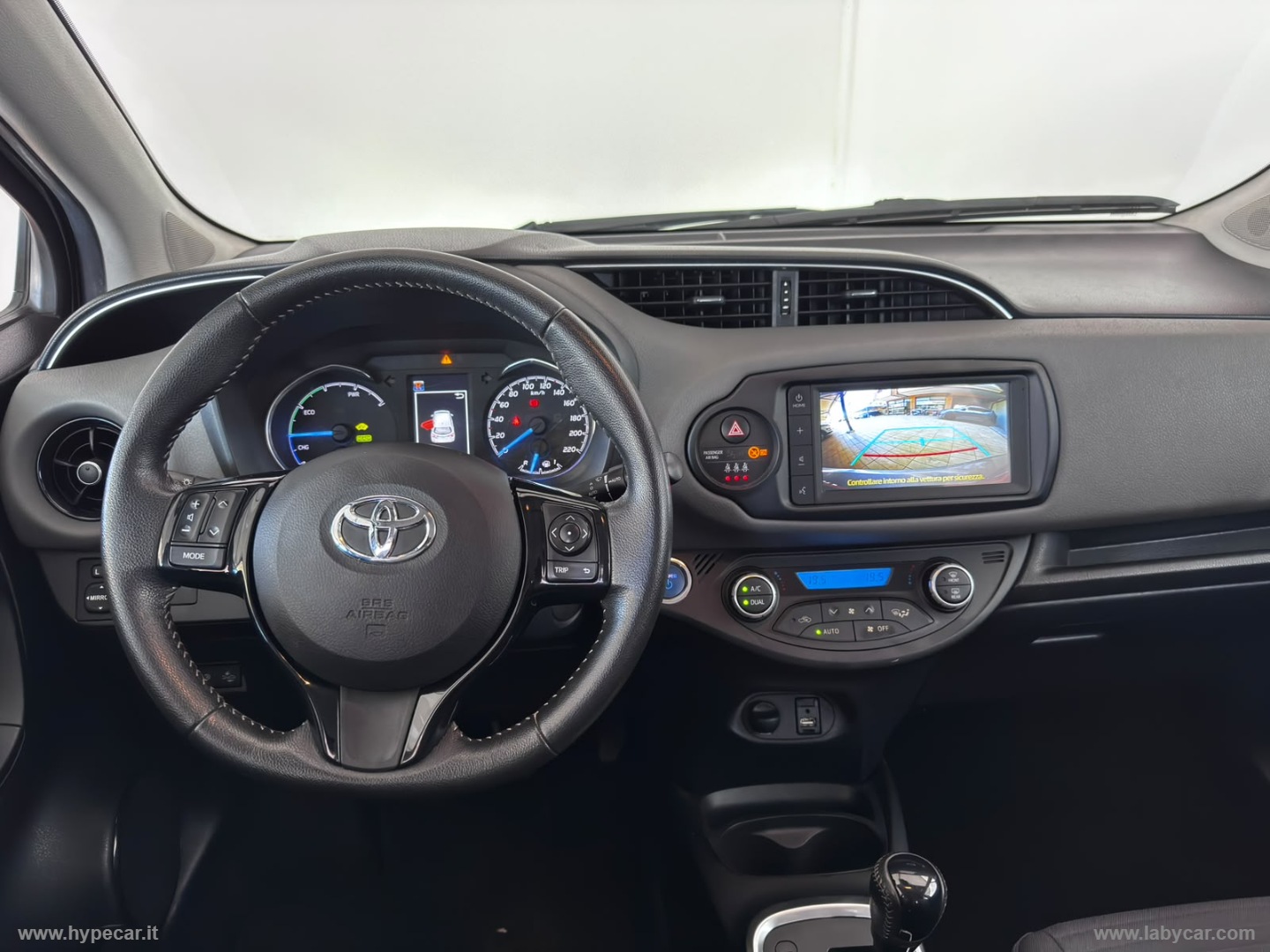 Yaris 1.5 Hybrid 5p. Active - immagine 18