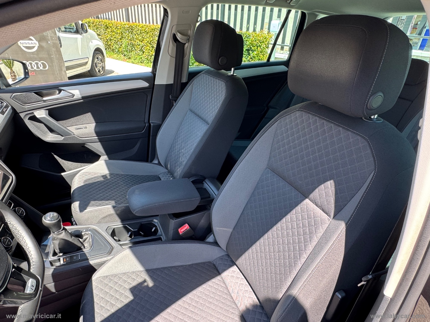 Tiguan 1.6 TDI Style BMT - immagine 18