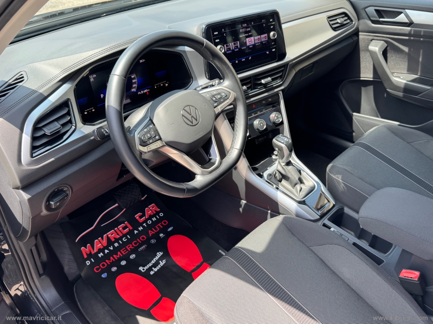 T-Roc 2.0 TDI SCR 150 CV DSG Sport - immagine 18