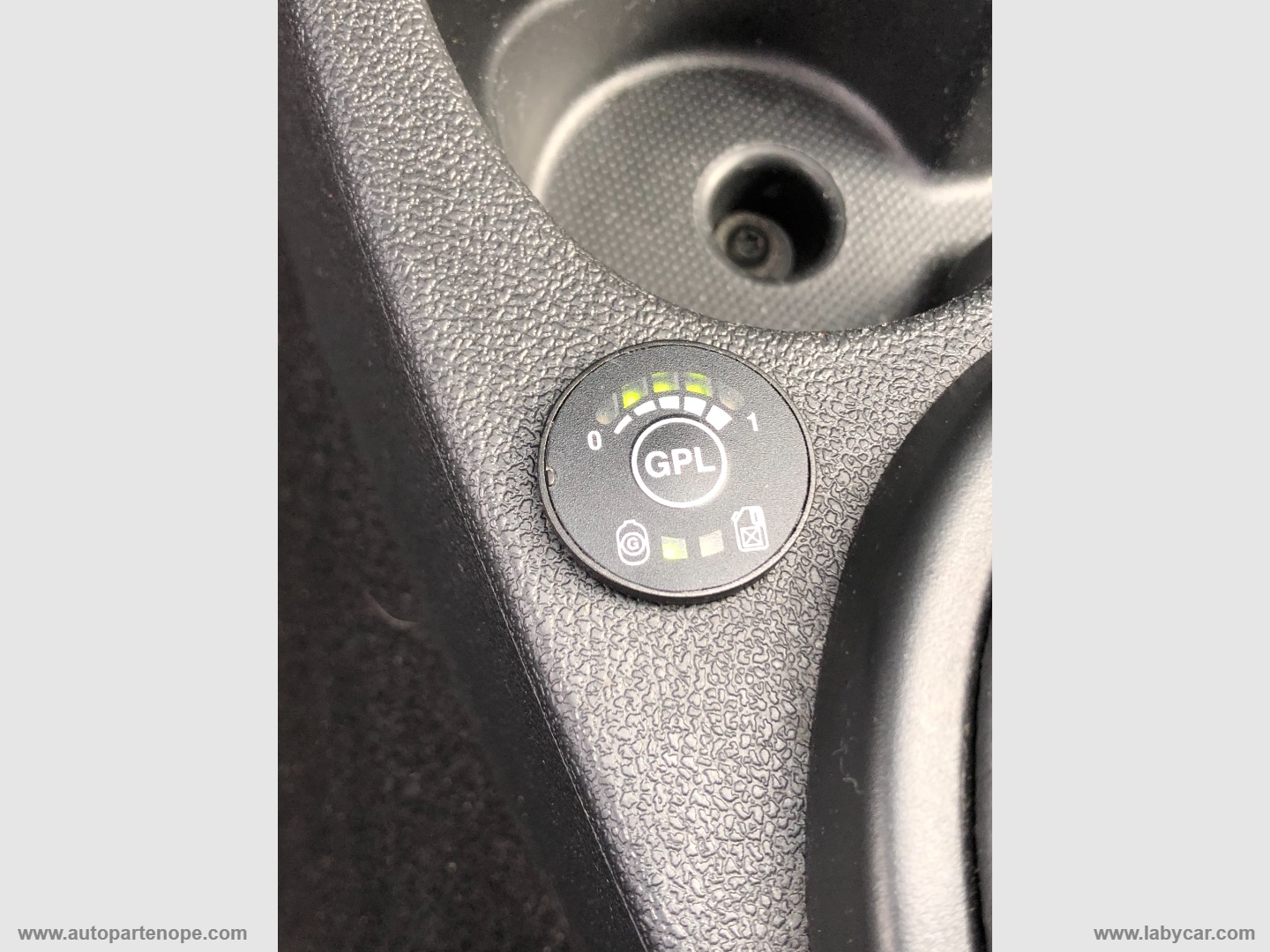 Duster 1.6 115CV S&S 4x2 GPL SL Bl.Shad. - immagine 18