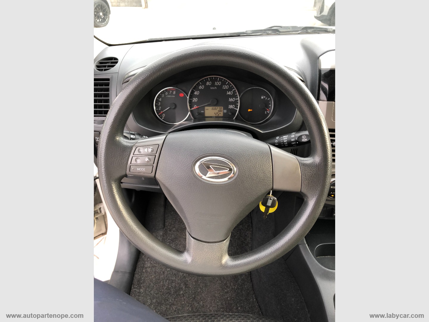 Terios 1.5 4WD B Easy Green Powered - immagine 18