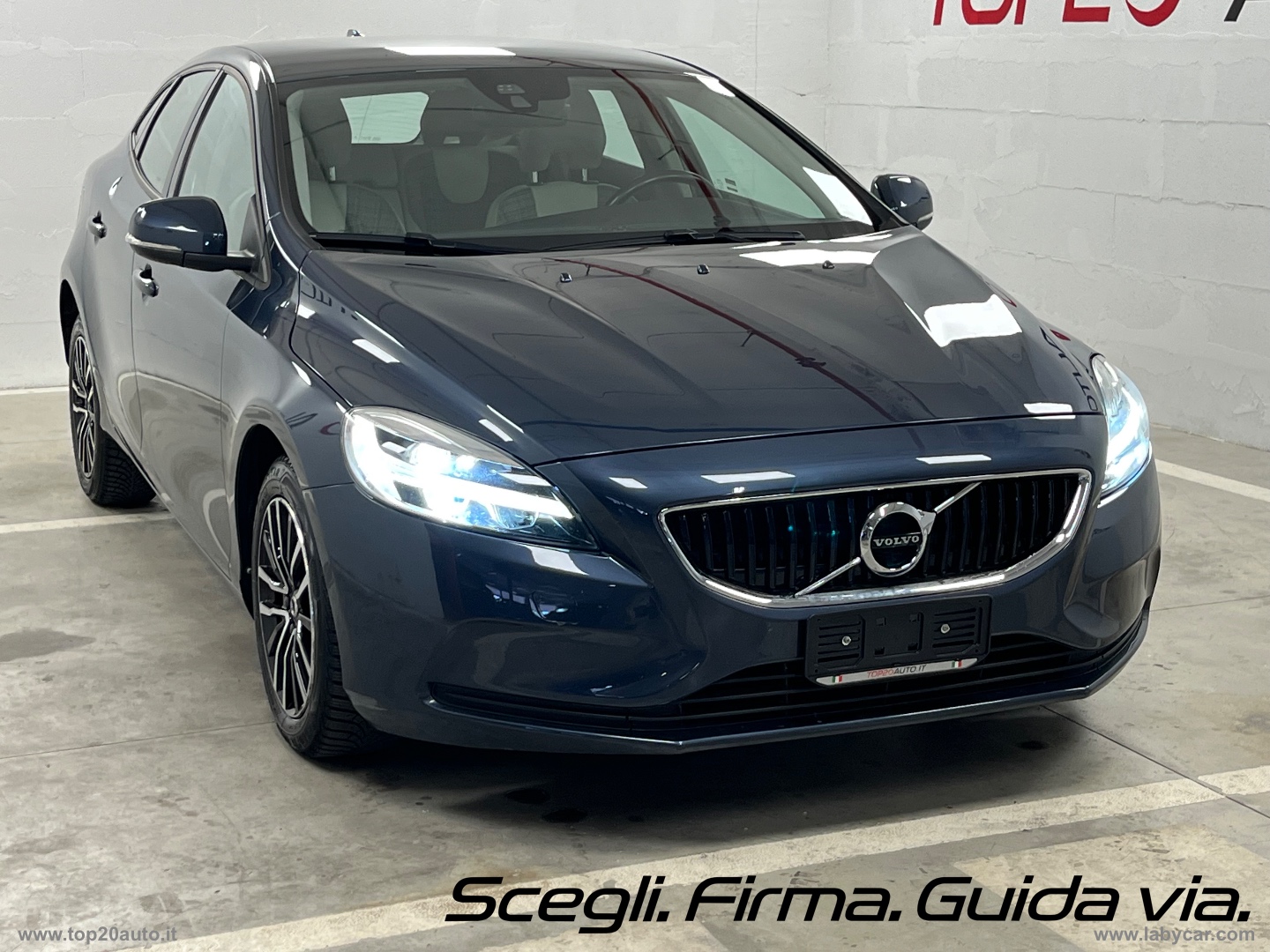 V40 D2 Geartronic Momentum|FARI LED|8 GOMME|PELLE - immagine 18