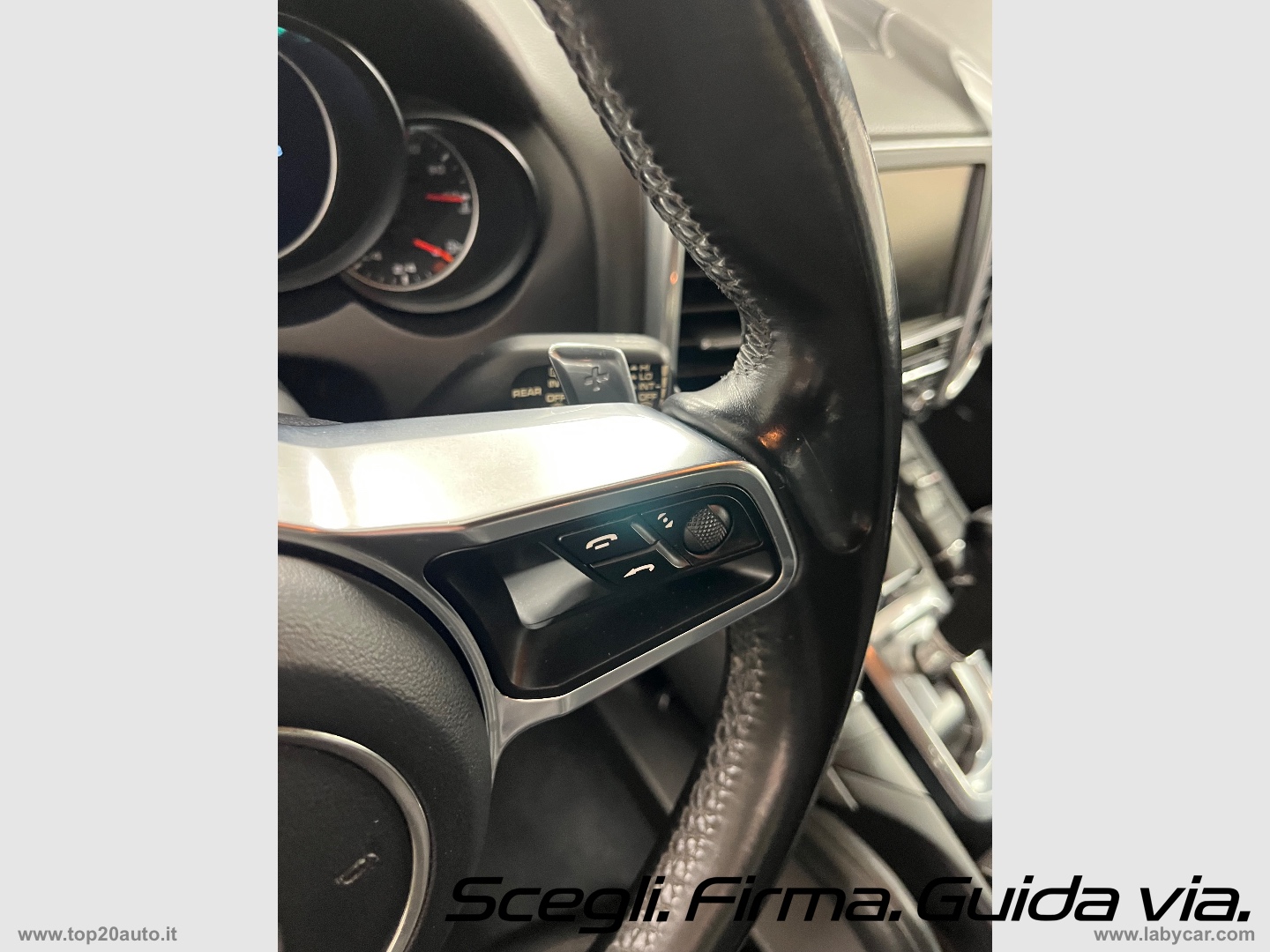 Cayenne 3.0 Diesel TETTO LUNGO PELLE TOTALE CERCHI 21 - immagine 18