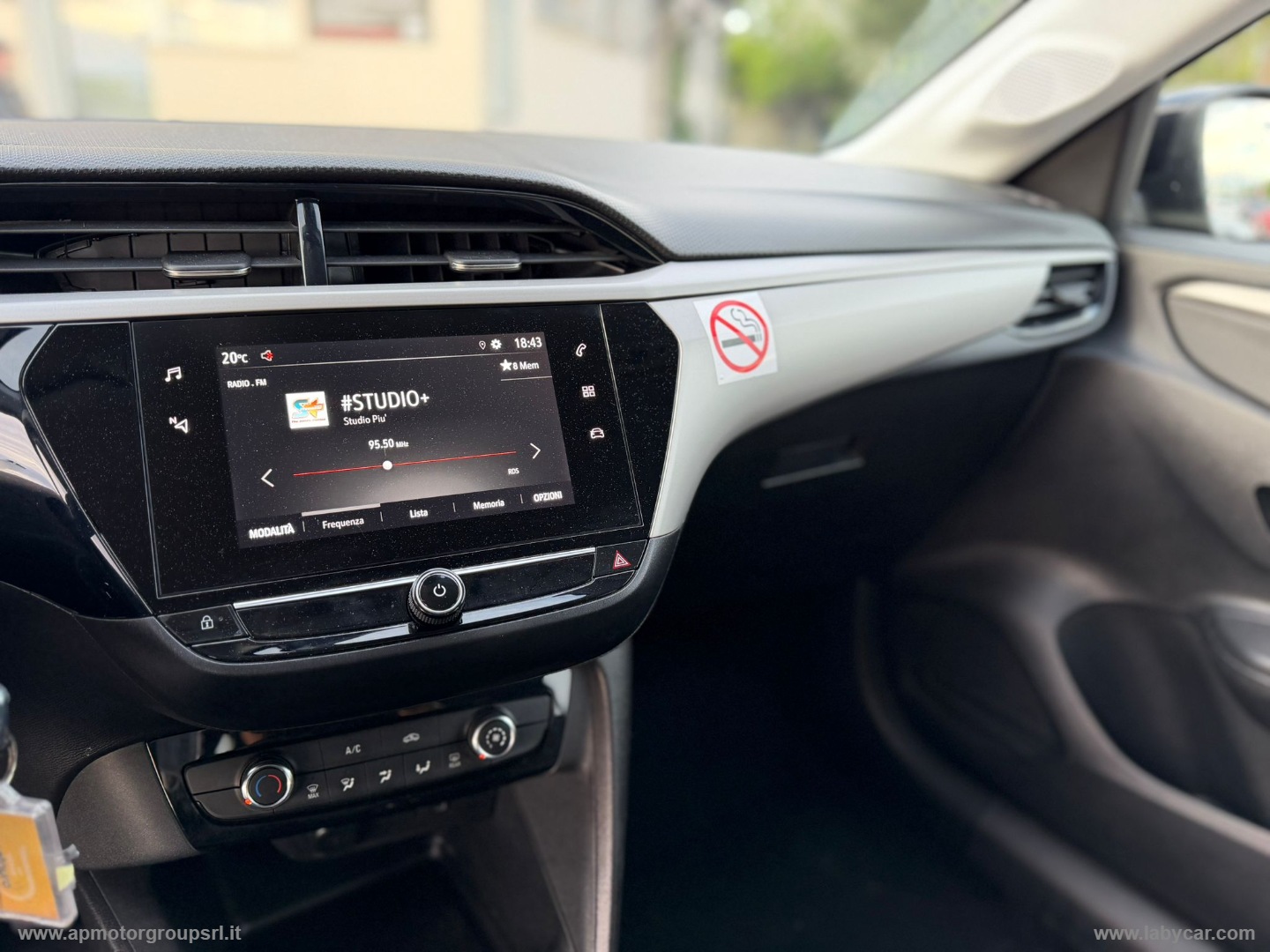 Corsa 1.2 Elegance - immagine 18