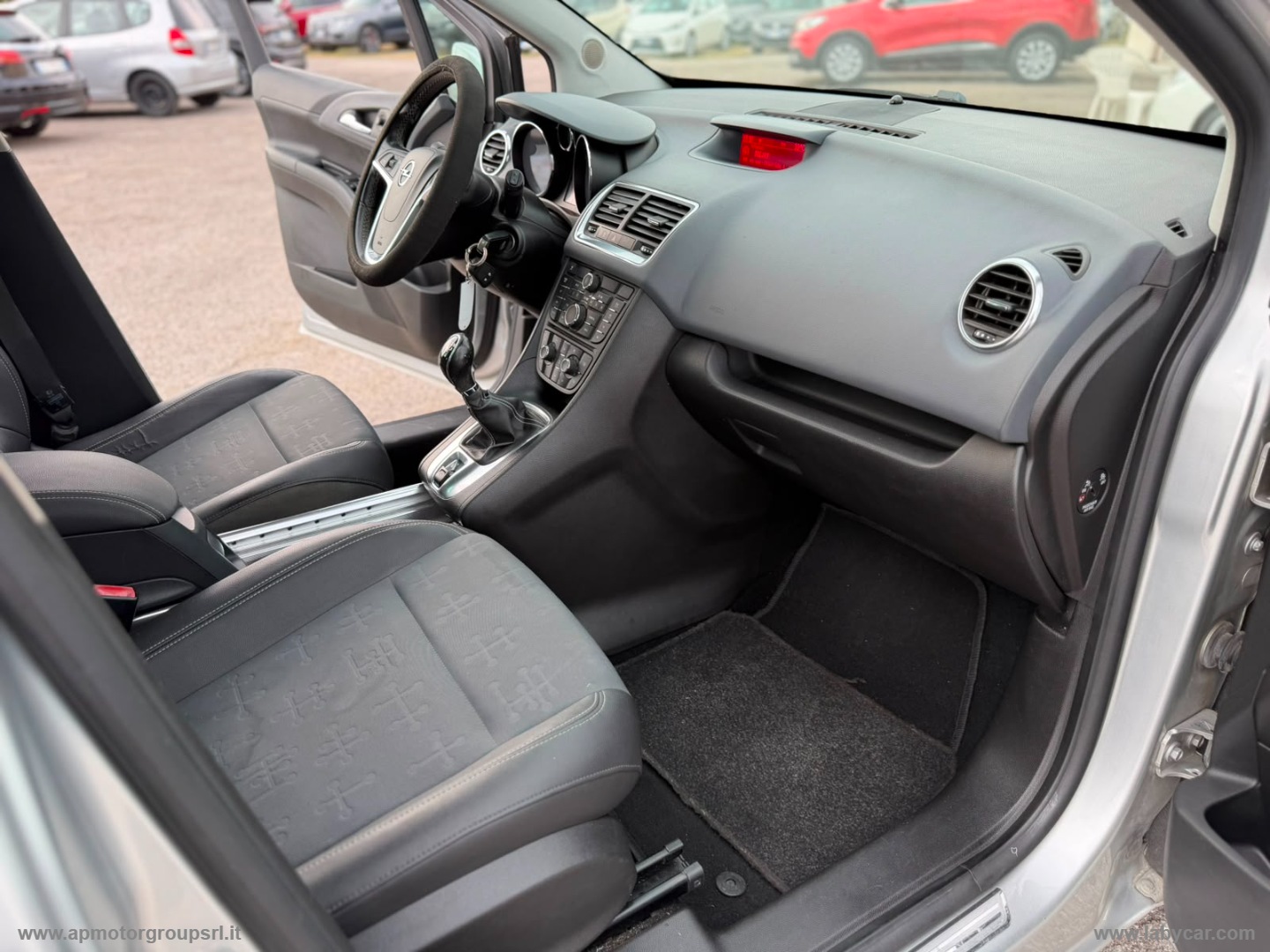 Meriva 1.3 CDTI 95 CV ecoFLEX Cosmo - immagine 18