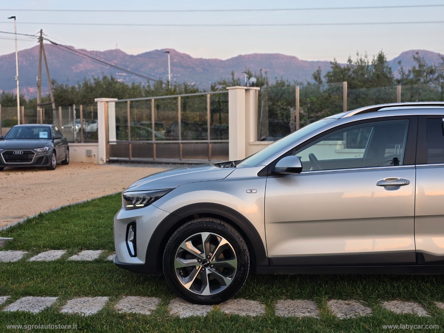 Stonic 1.0 T-GDi 100 CV MHEV iMT Style - immagine 18