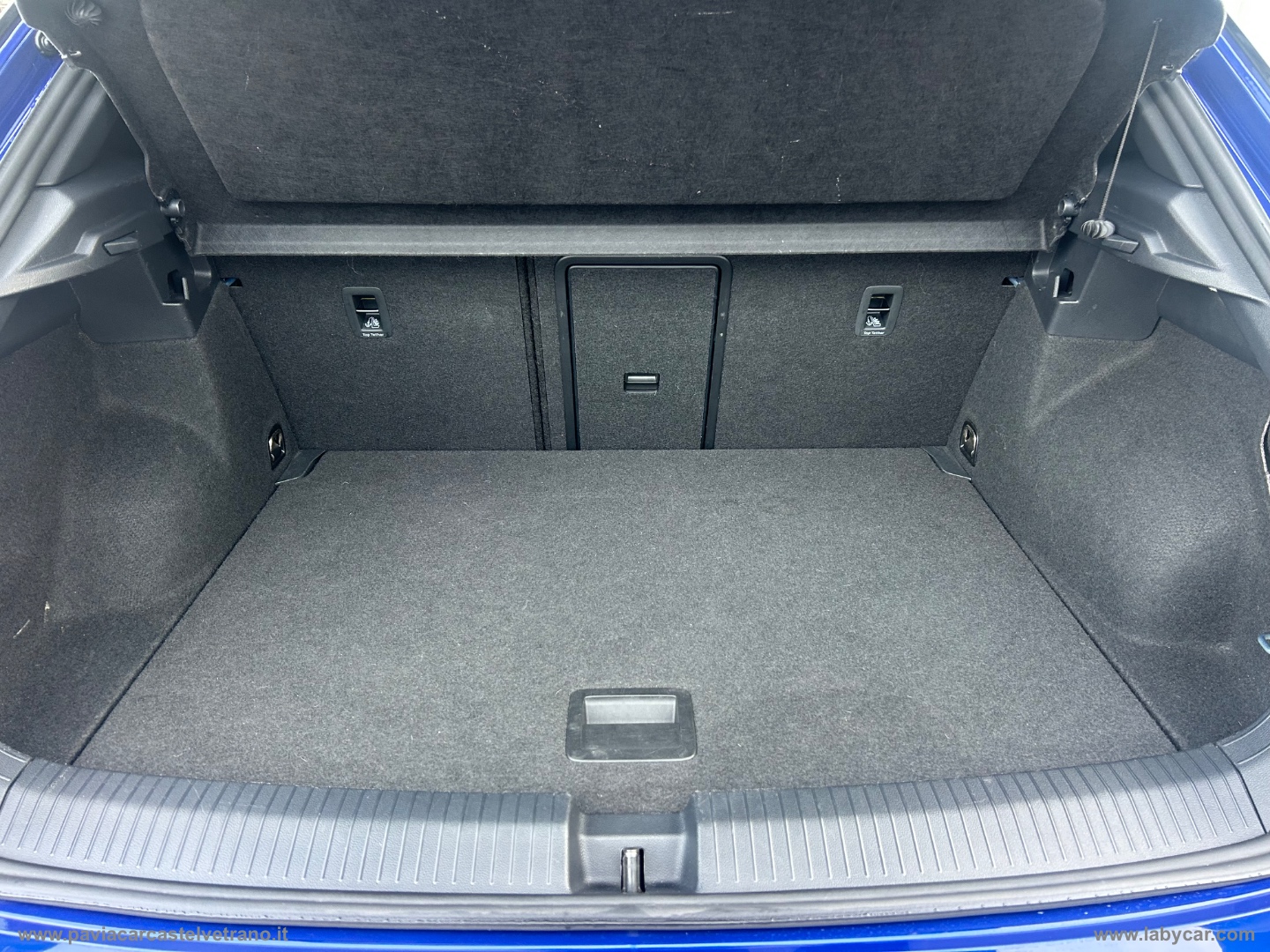 T-Roc 1.5 TSI ACT DSG R-Line - immagine 18