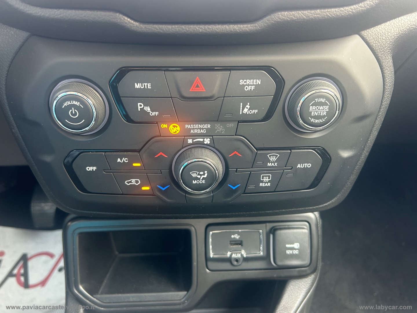 Renegade 1.6 Mjt 130CV Limited - immagine 18