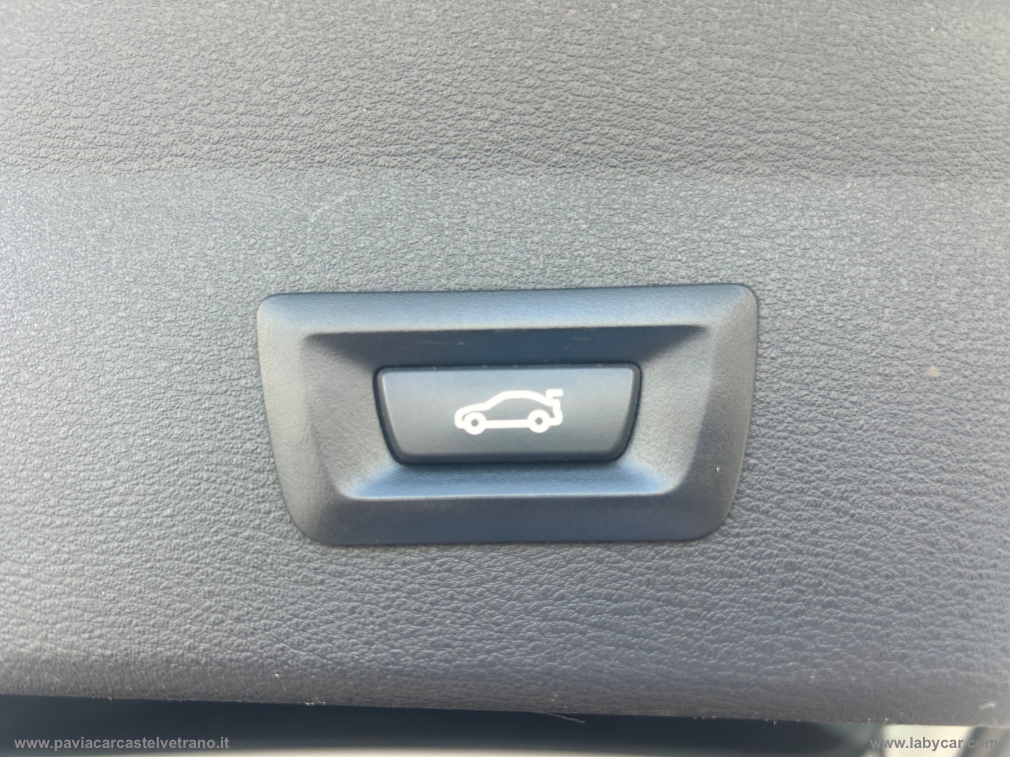 X1 sDrive18d - immagine 18