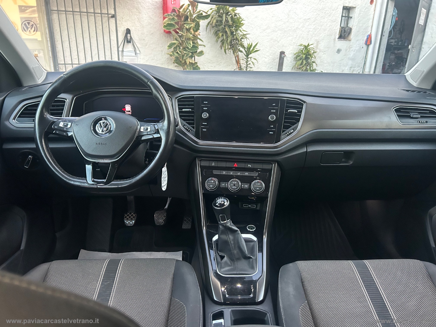 T-Roc 1.6 TDI SCR Advanced BlueMot.Tech. - immagine 18