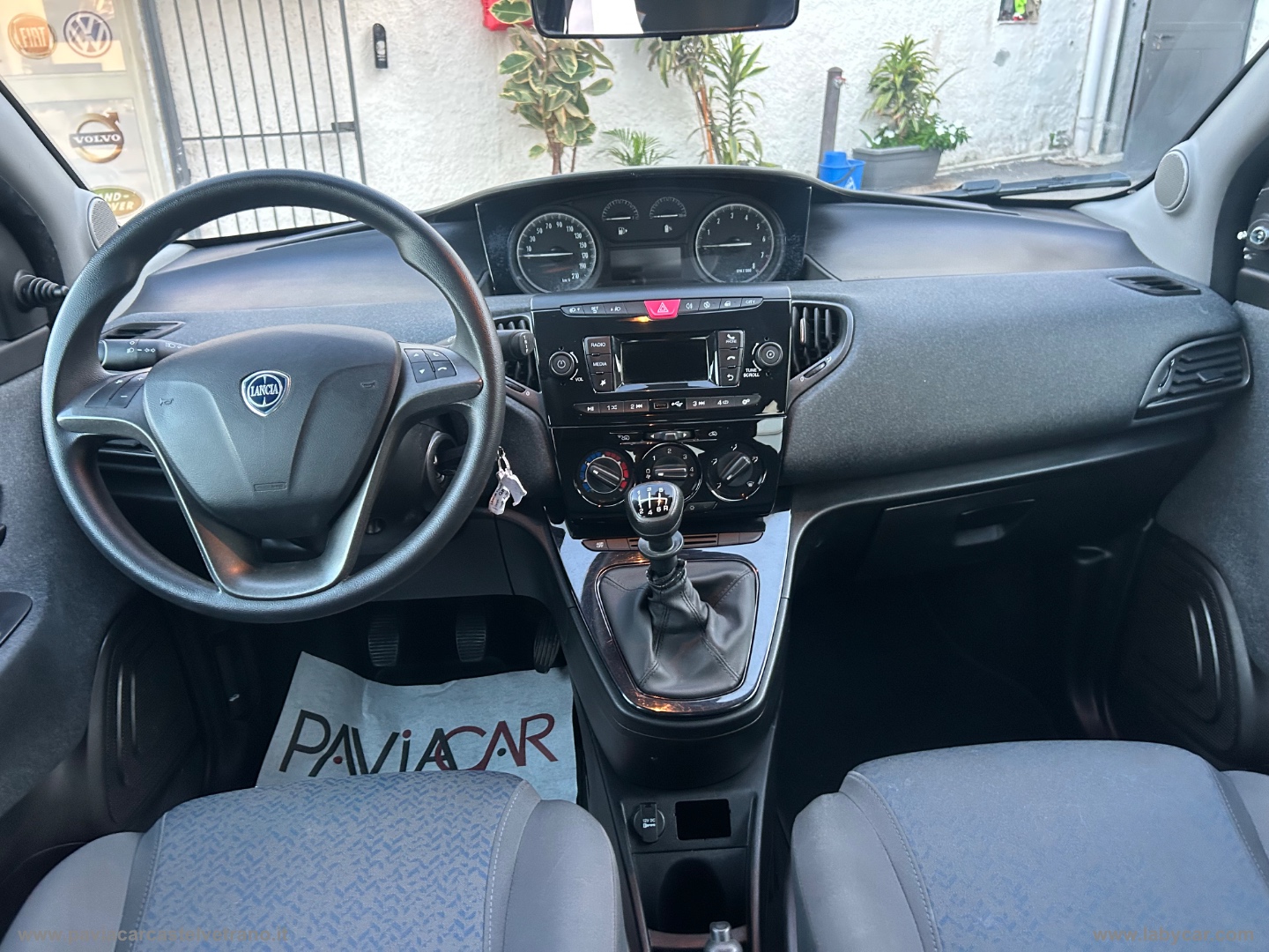 Ypsilon 1.0 FireFly 5p.S&S Hyb. A.Ferr. - immagine 18
