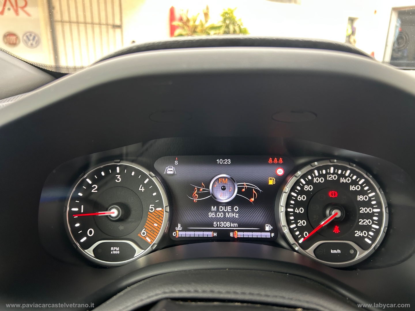 Renegade 1.6 Mjt 130CV Limited - immagine 18