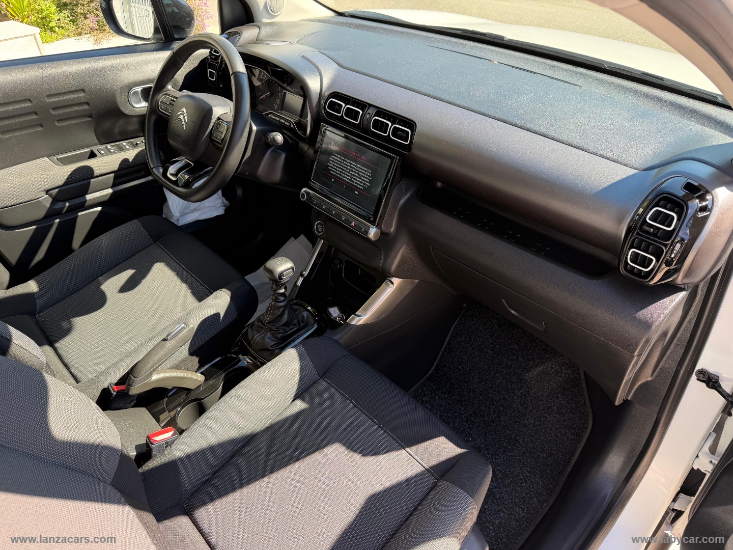 C3 Aircross BlueHDi 110 S&S Shine Pack - immagine 18