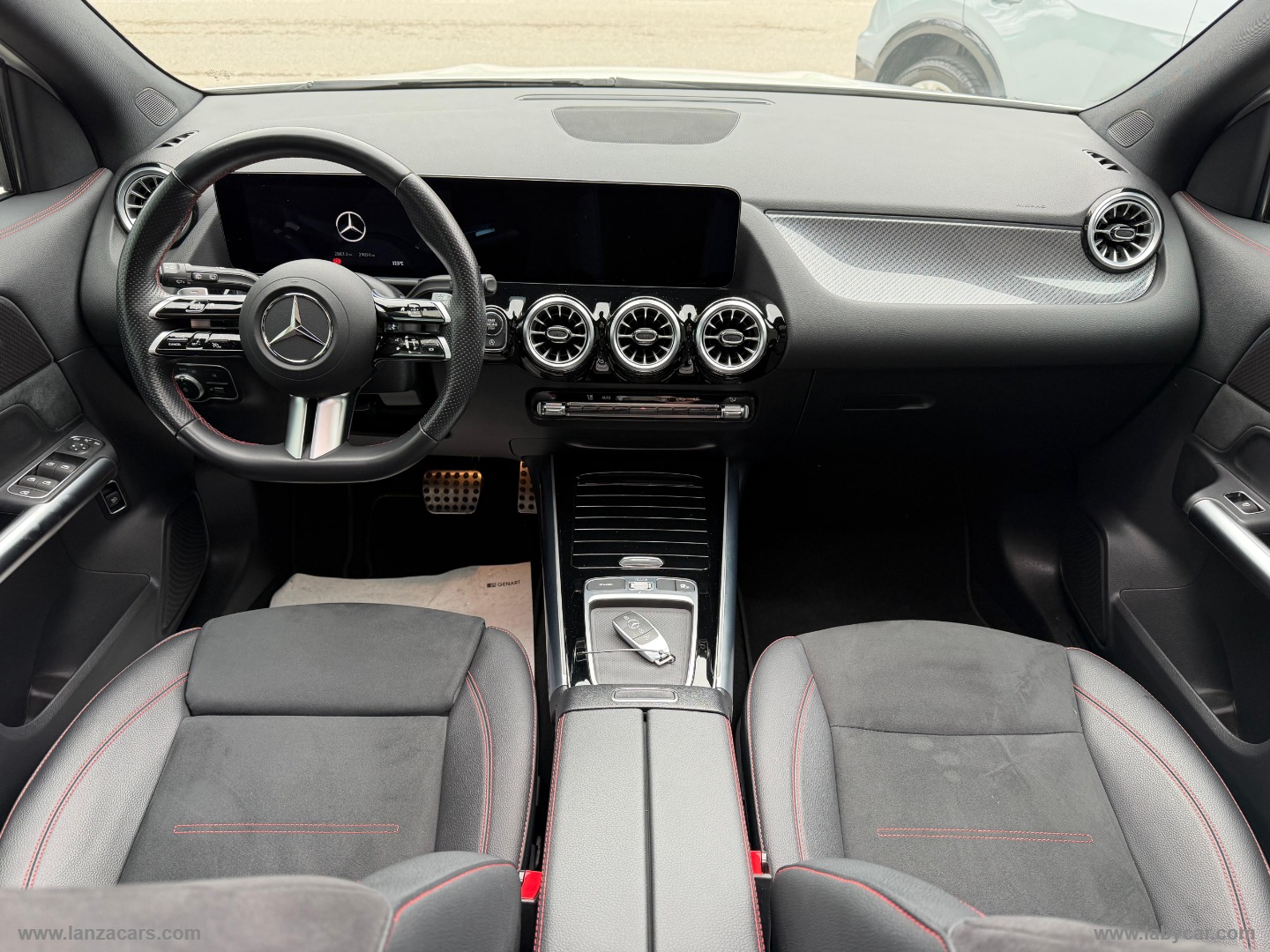 GLA 200 d Automatic AMG Line Adv.Plus - immagine 18