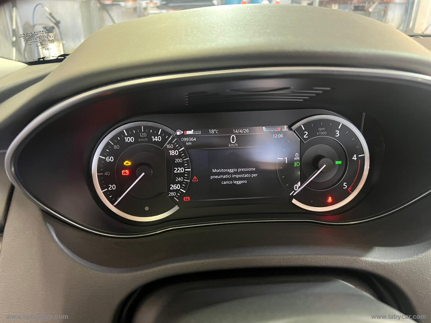 E-Pace 2.0D I4 163 CV - immagine 18
