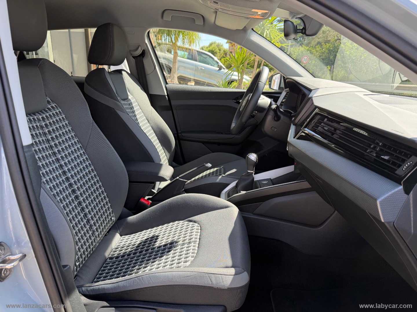 A1 allstreet 25 TFSI Business - immagine 18