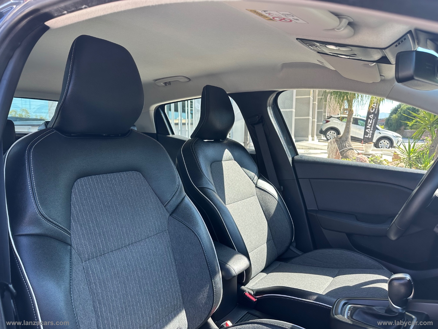 Clio Hybrid E-Tech 140 CV 5p. E-Tech - immagine 18