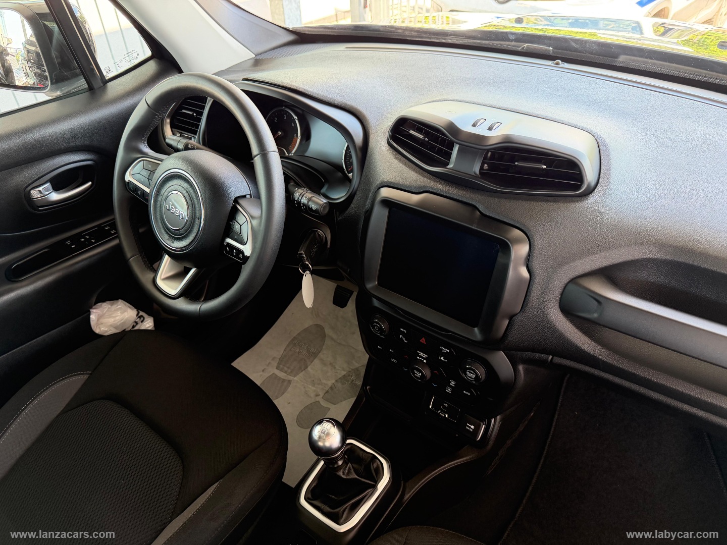 Renegade 1.6 Mjt 130CV Limited - immagine 18
