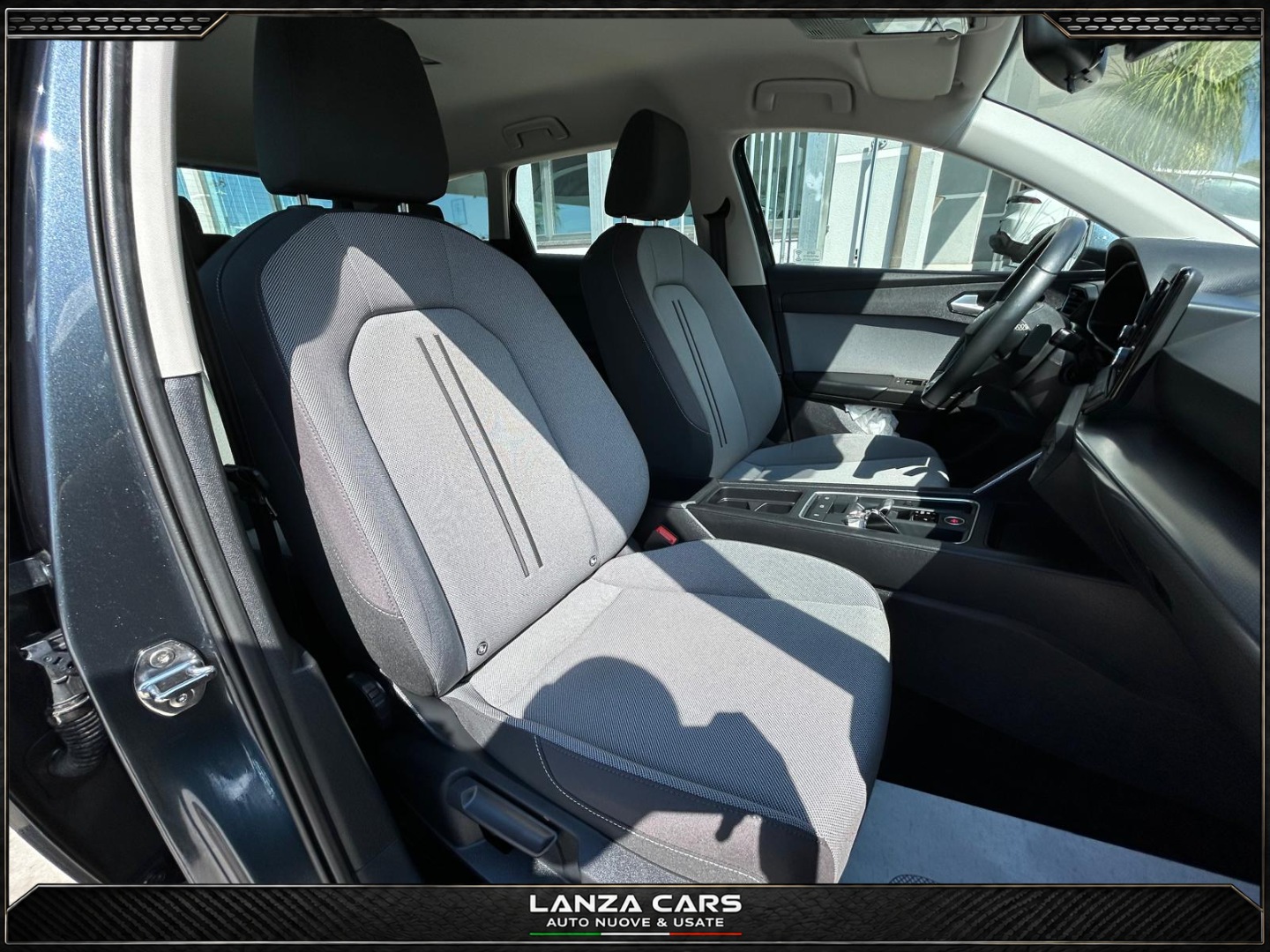 Leon ST 2.0 TDI 150CV DSG Business - immagine 18