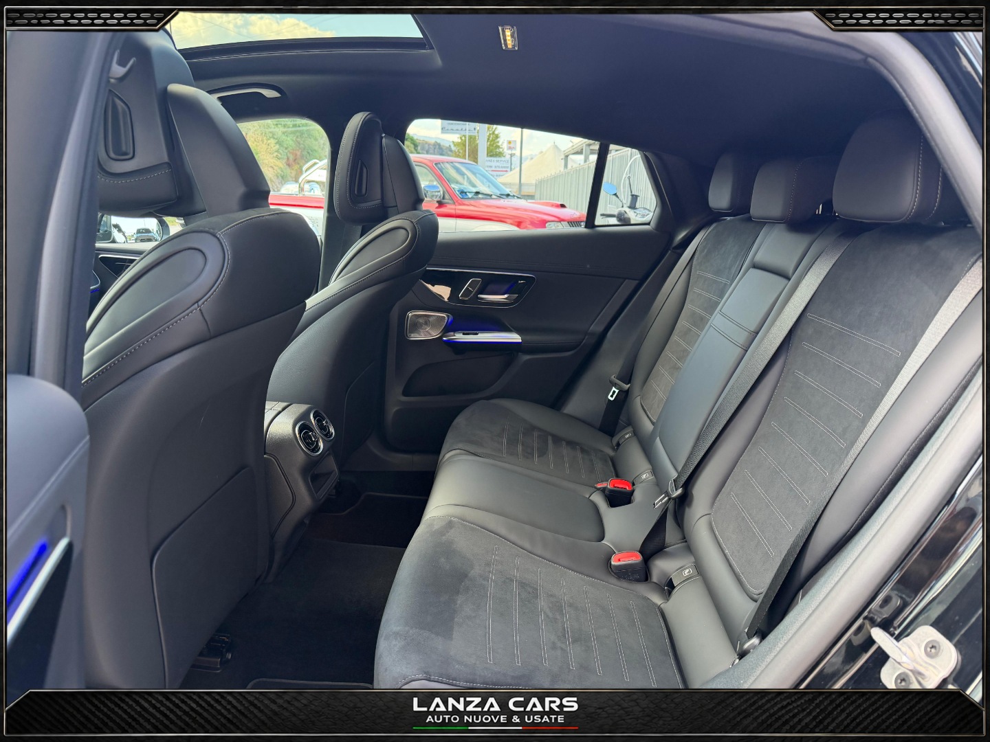 GLC 220 d 4Matic AMG Line Premium Plus - immagine 18