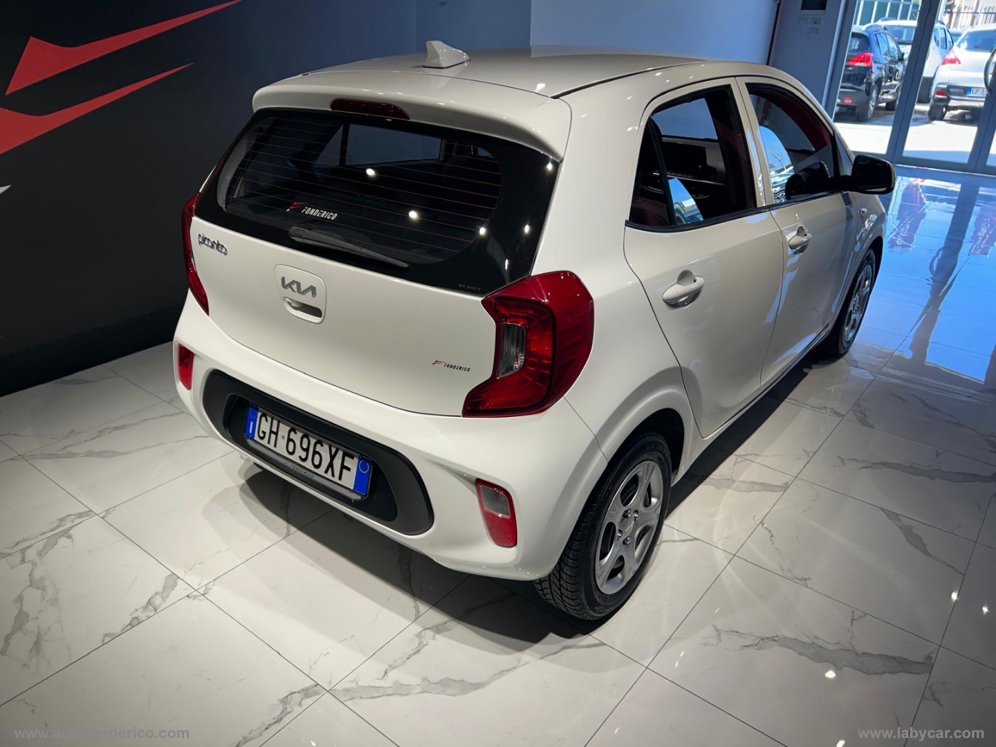 Picanto 1.0 12V 5p. X Line - immagine 18