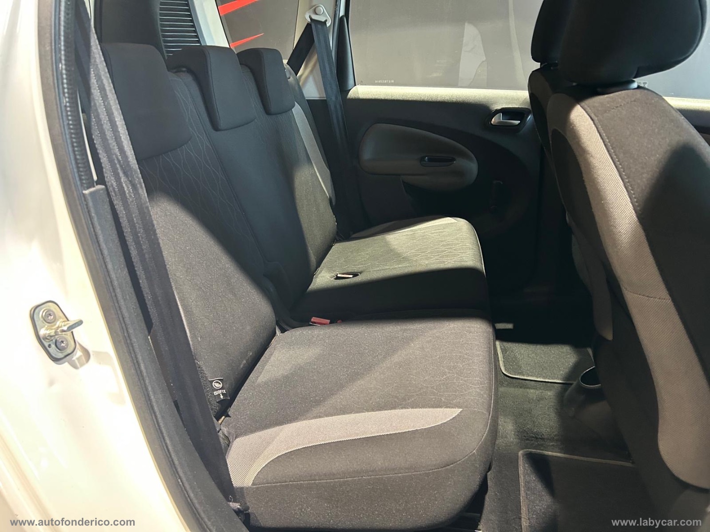 C3 Picasso 1.6 HDi 90 Exclusive - immagine 18
