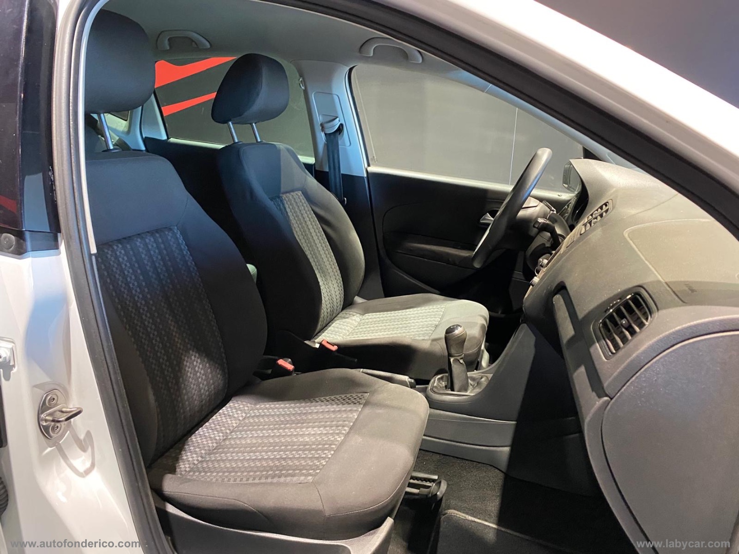 Polo 1.4 TDI 5p. Trendline BlueMot.Tech. - immagine 18