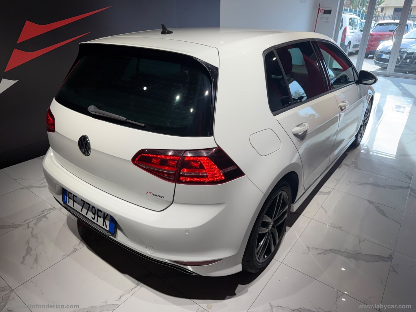 Golf 1.6 TDI 110 CV R-LINE - immagine 18