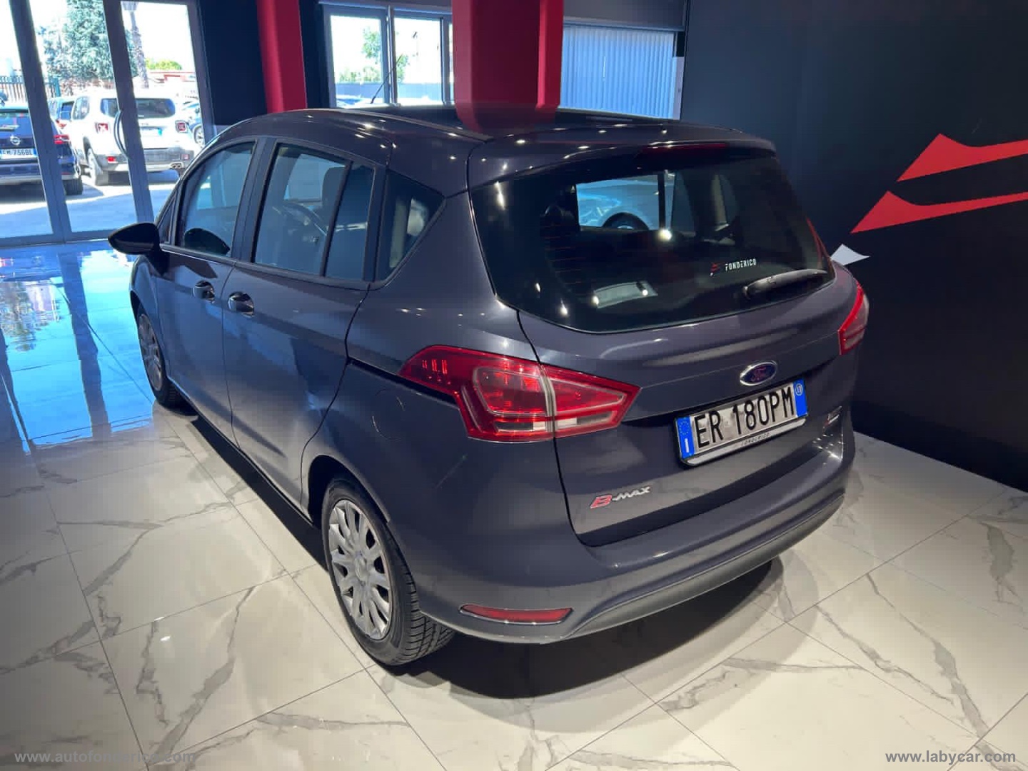 B-Max 1.5 TDCi 75 CV Business - immagine 18