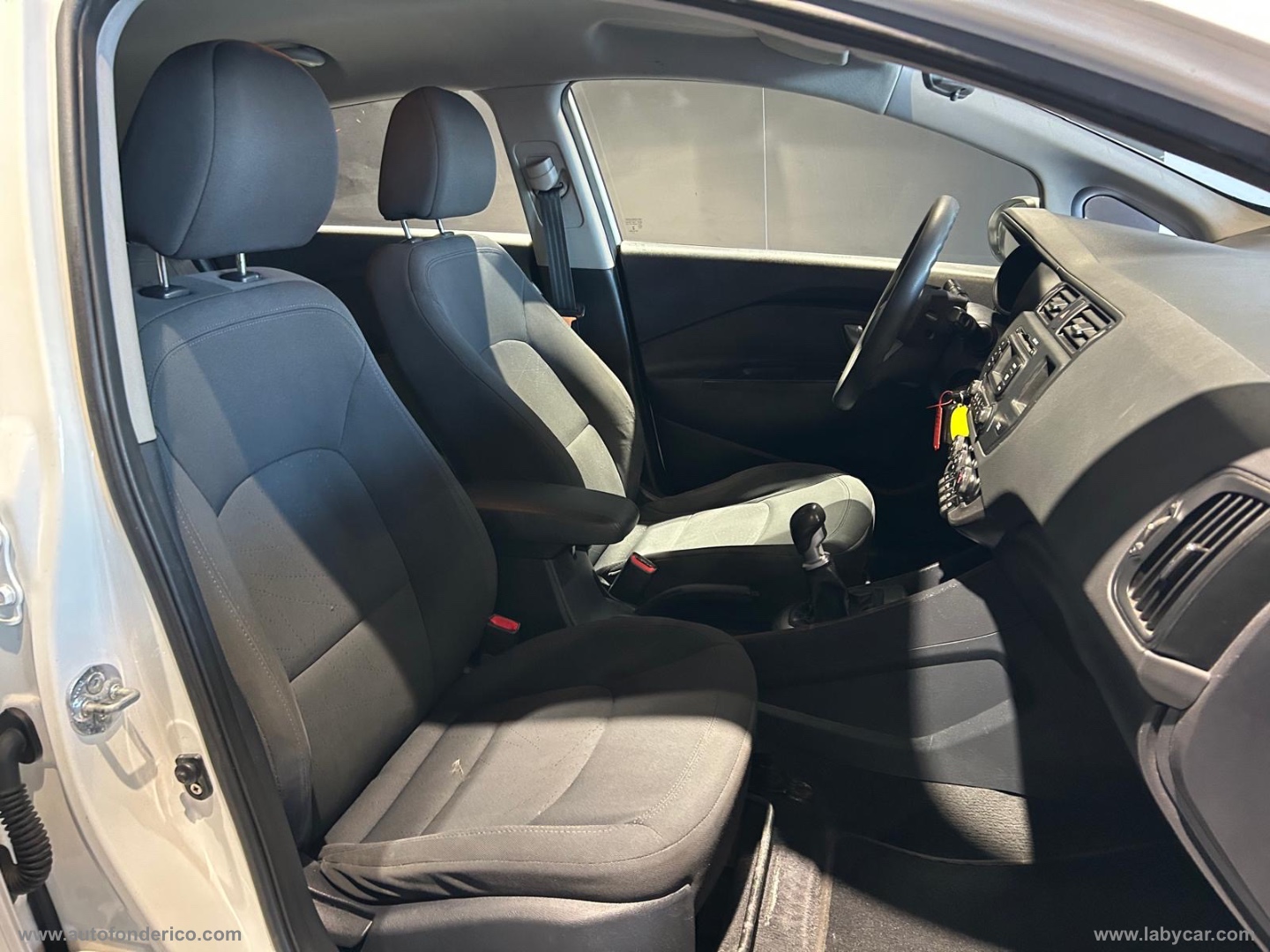 Rio 1.4 CRDi WGT 5p. EX - immagine 18